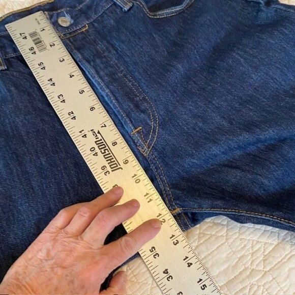 Levi's 501 Button Fly 36 X 32 Dark wash 5 pocket Straight leg Cotton Western - Picture 8 of 13